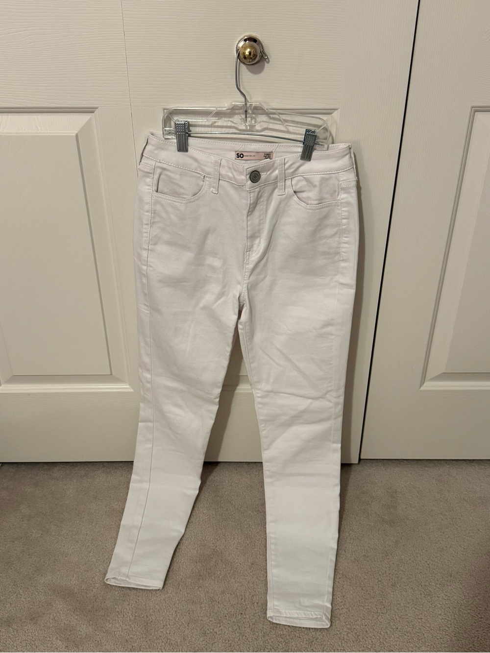 SO White Skinny Jeans - Classic Five-Pocket Style